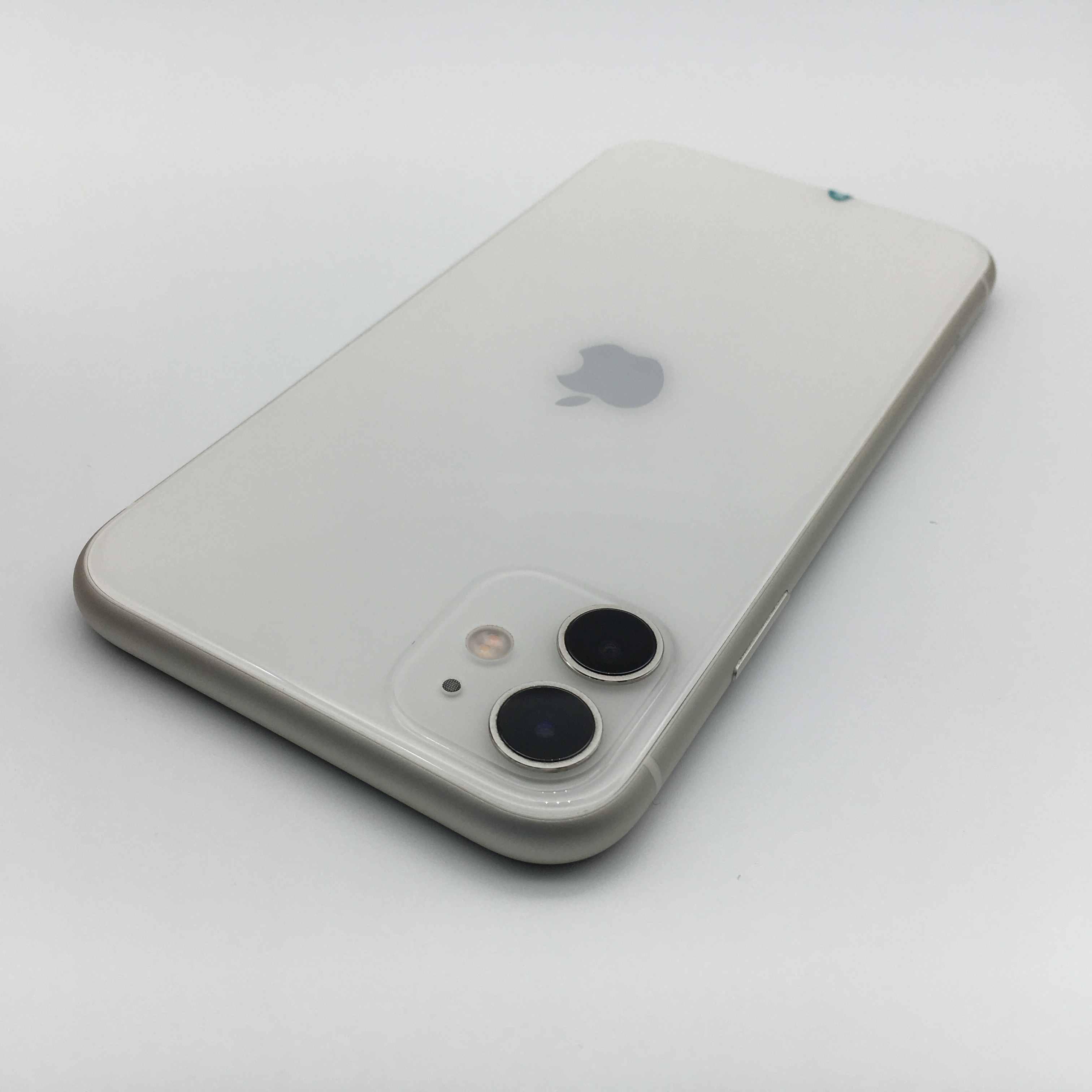 官方质检9成新 全网通 白色 128g 国行 苹果 iphone 11