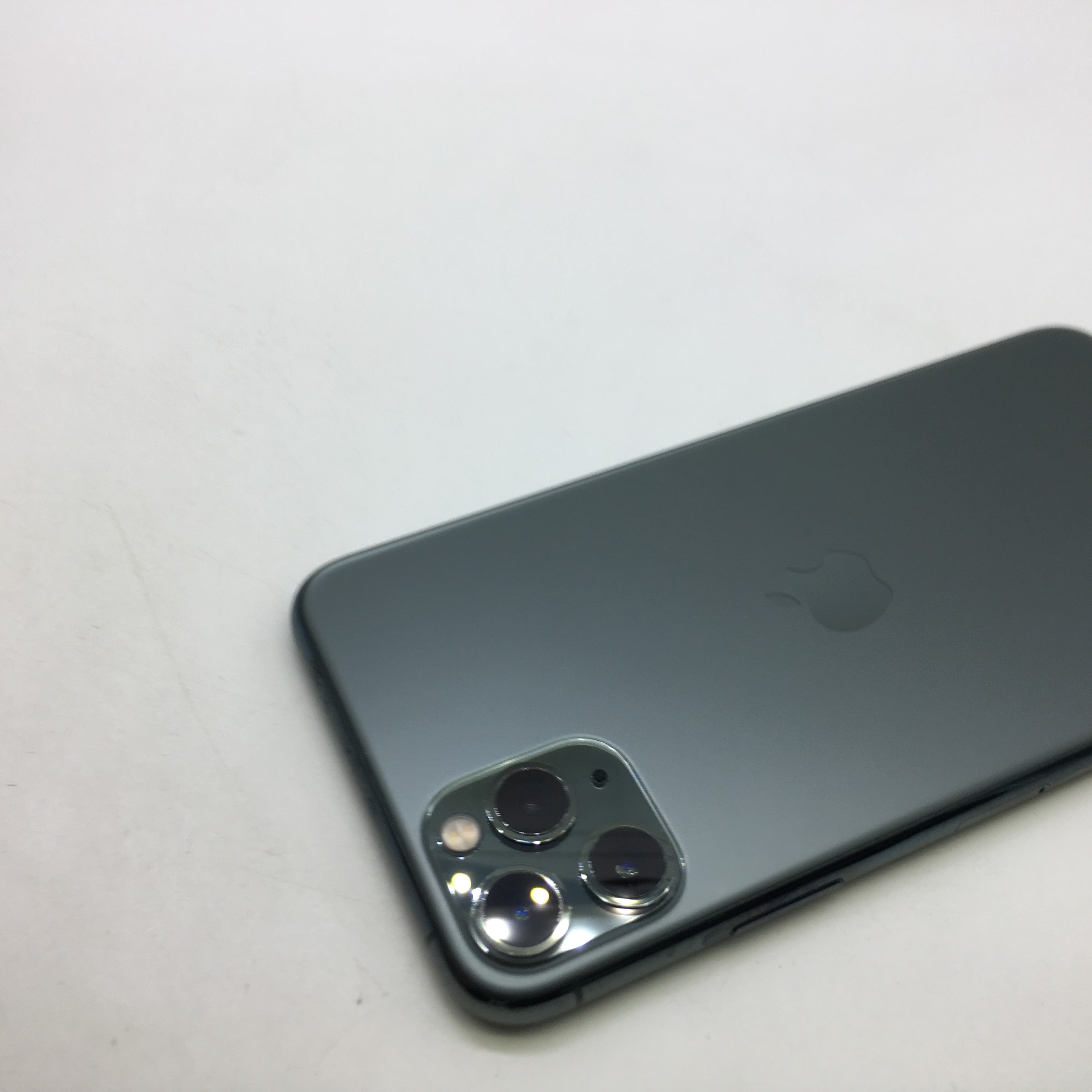 官方质检9成新 全网通 64g 国行 暗夜绿色 苹果 iphone 11 pro max