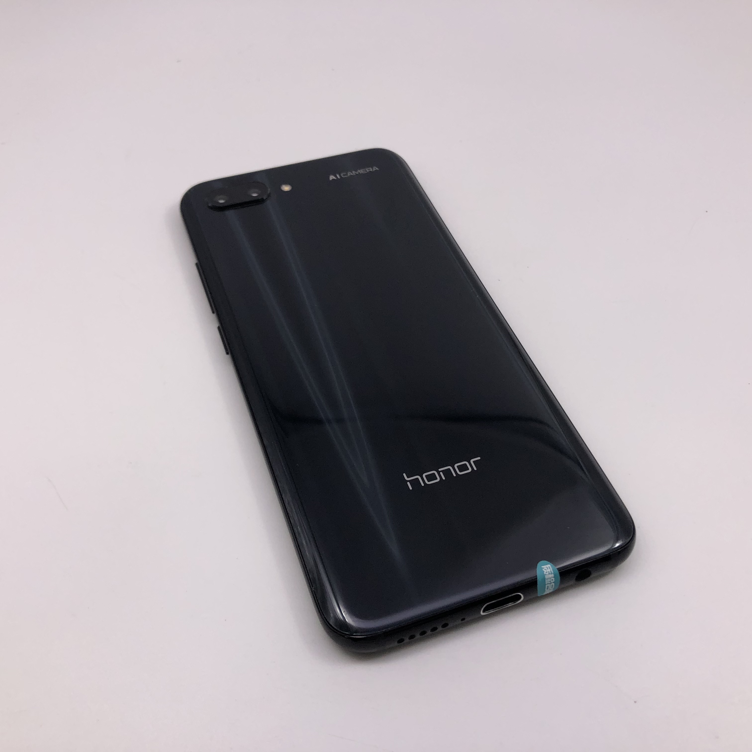 官方质检8成新及以下 全网通 黑色 6g/64g 国行 荣耀 荣耀10