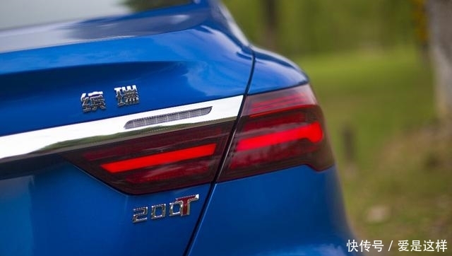 坐动车坐里面好