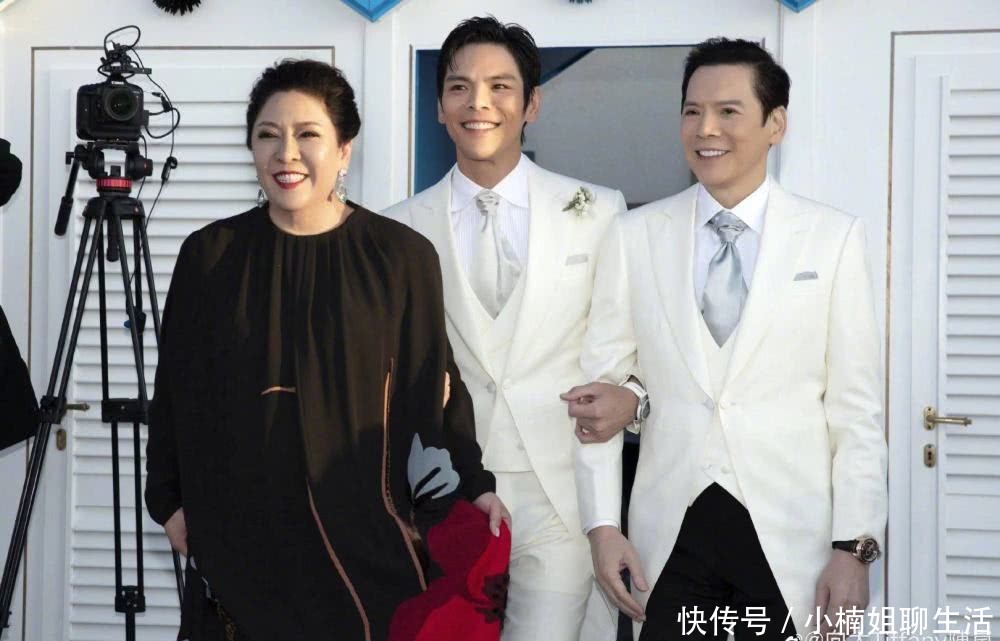 婚礼现场曝光新娘