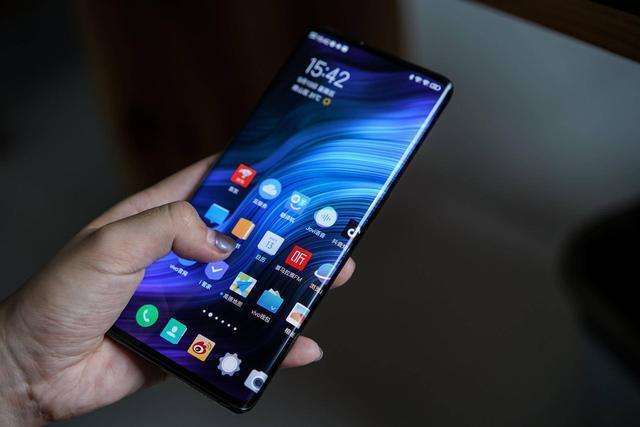 华为mate30和mate30pro建议