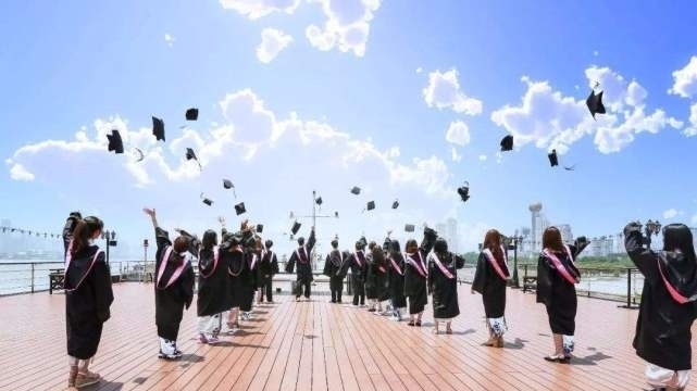 买的和买的区别