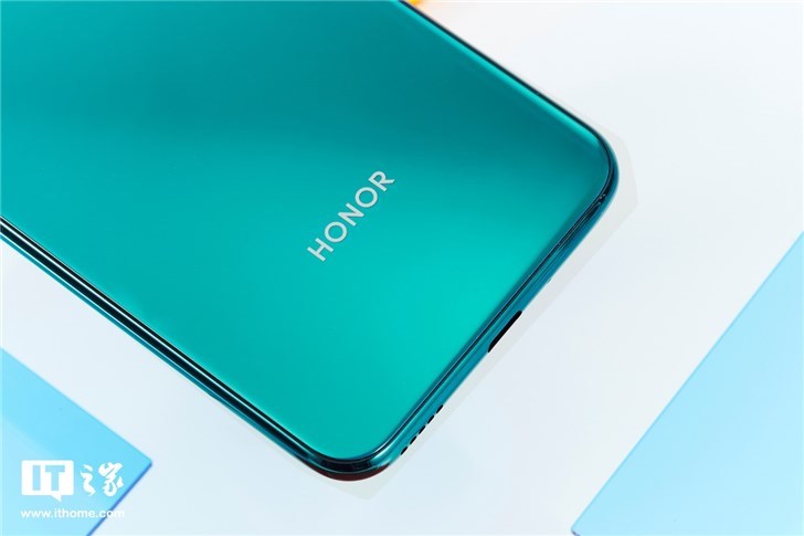 青春版荣耀20的手机