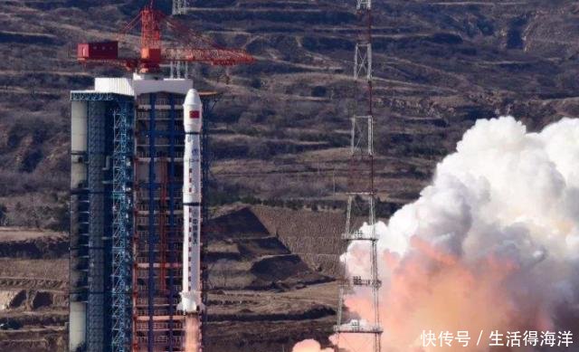 我国发射首颗卫星是