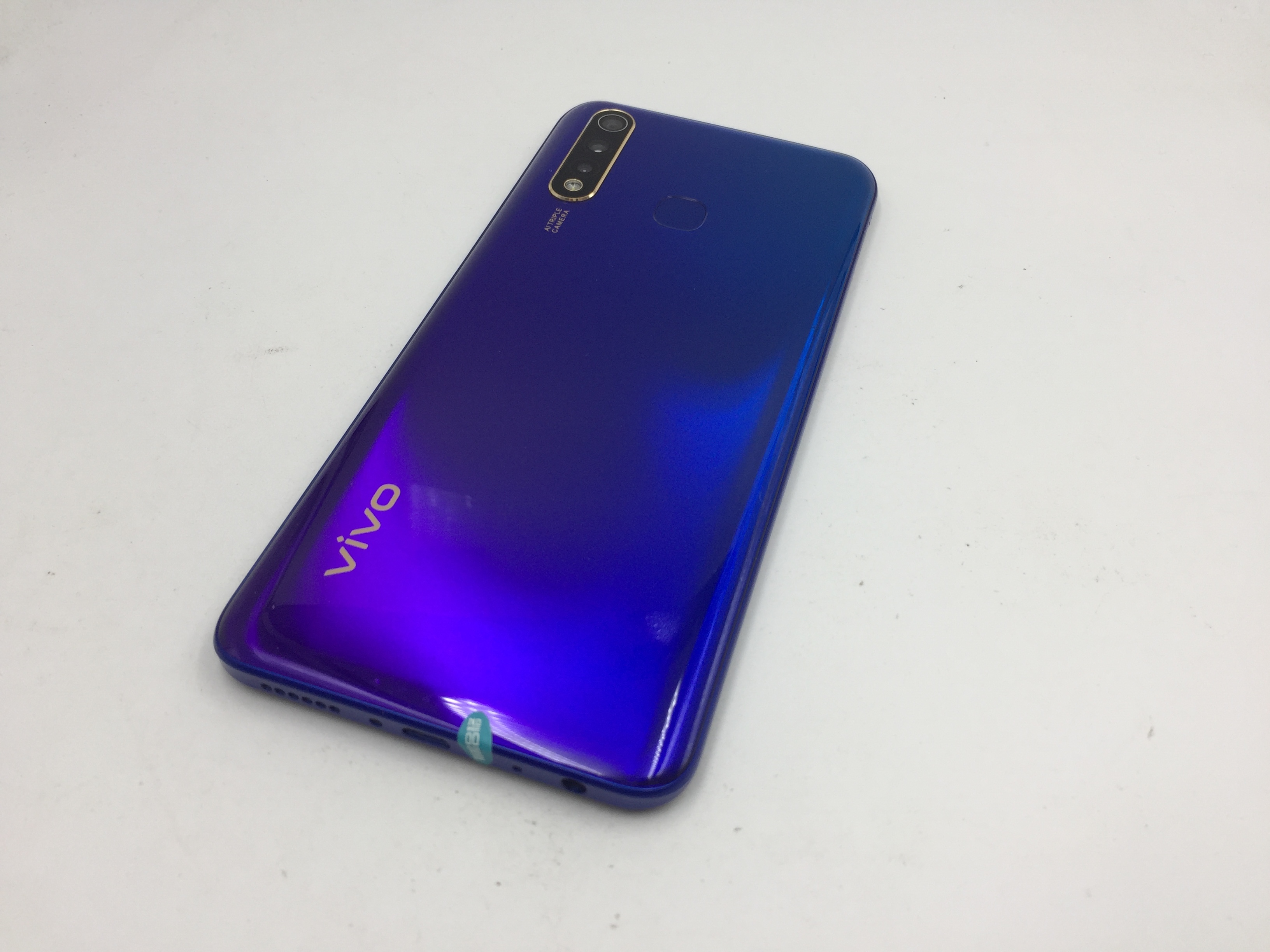 官方质检8成新及以下 全网通 晶石蓝 6g/128g 国行 vivo y5s