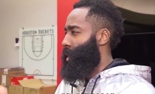 今天哈登有多少分