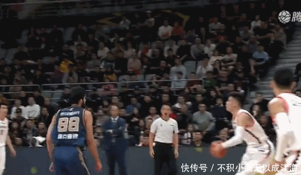 郭艾伦是辽宁队的吗