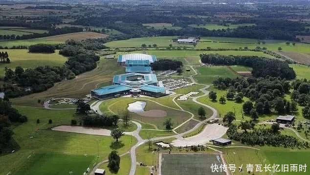 中国足球队限薪