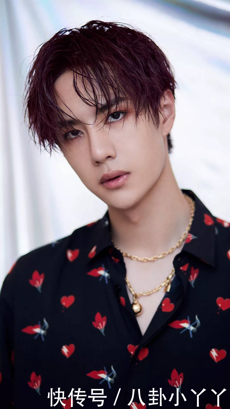 王一博和经纪人关系好不