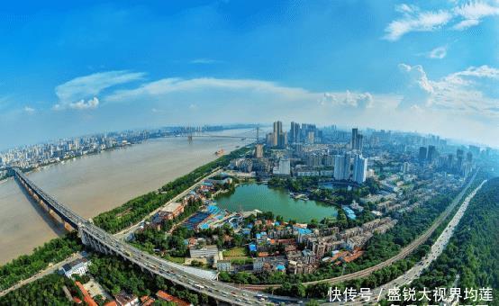 25号前武汉过江隧道