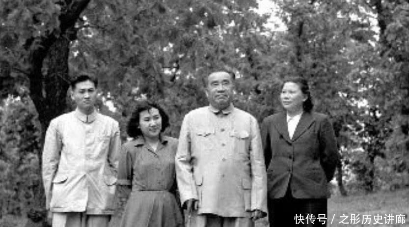 女医生惨遭割喉