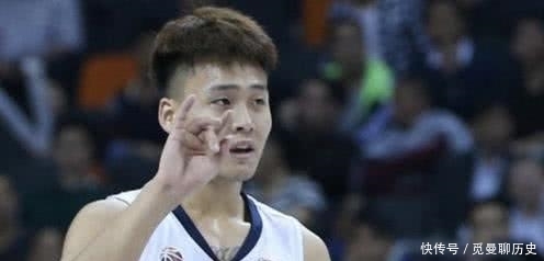 易建联大战林书豪