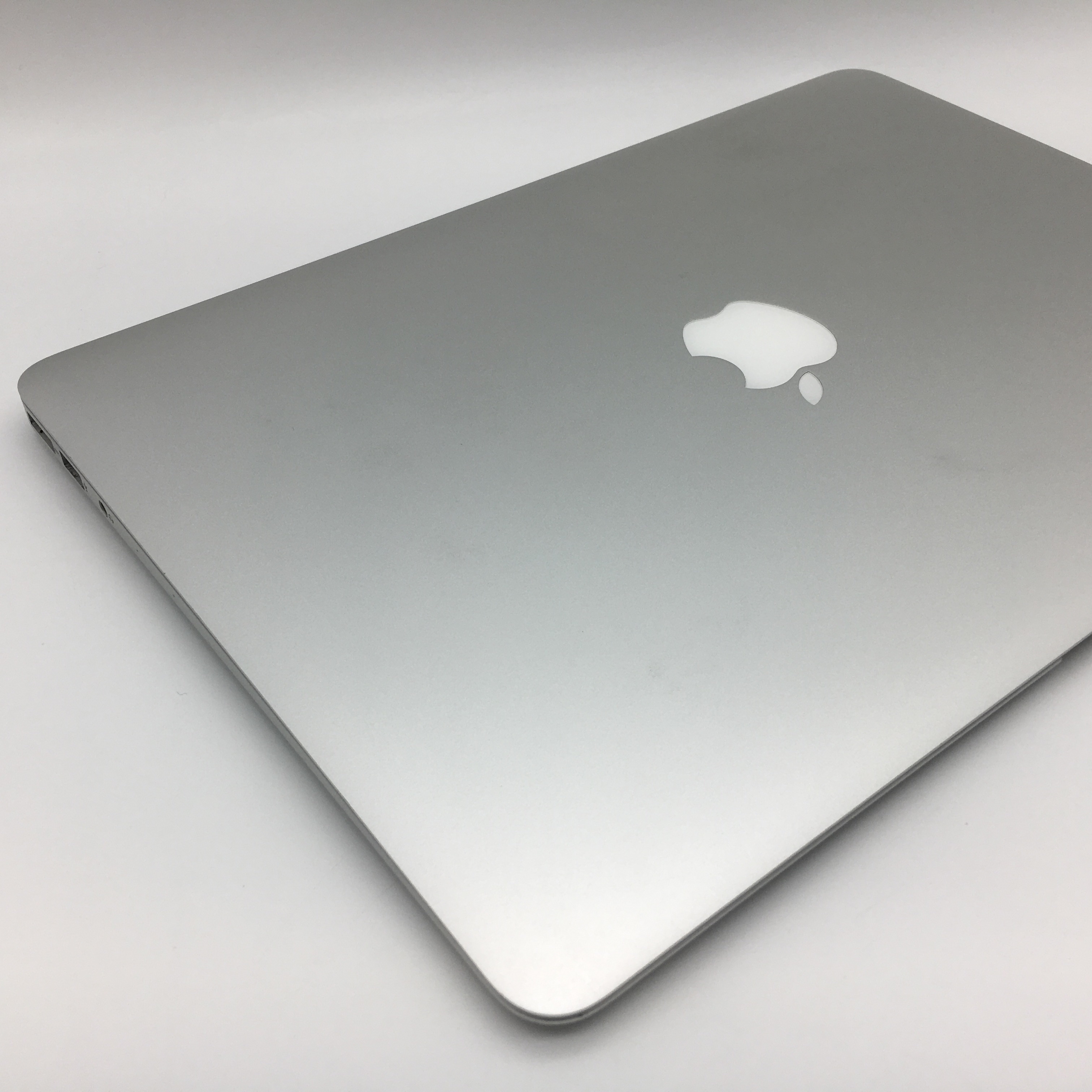 4ghz 银色 4g/256g 国行 mac笔记本 14年13寸macbook air md761b